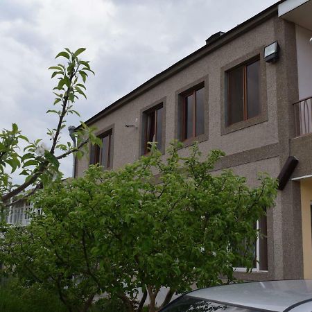 Home Гарни Экстерьер фото